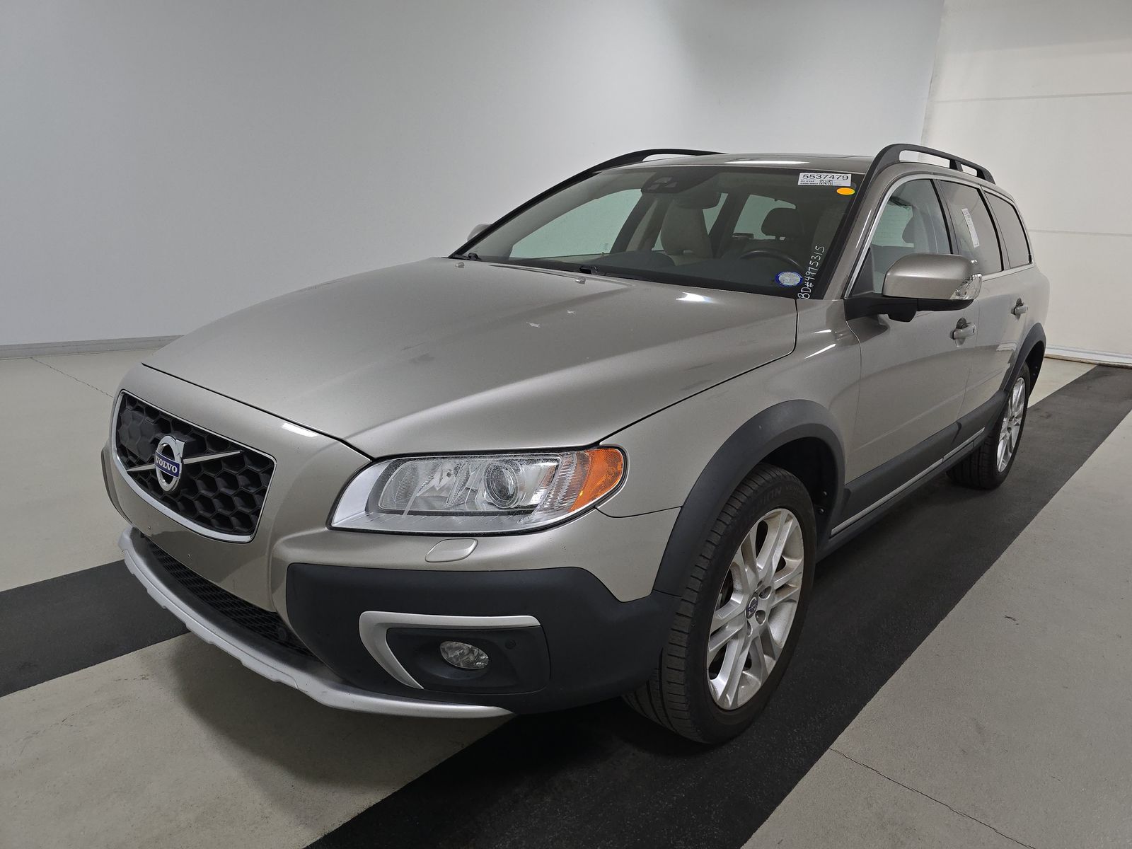 2016 Volvo XC70 T5 Platinum AWD