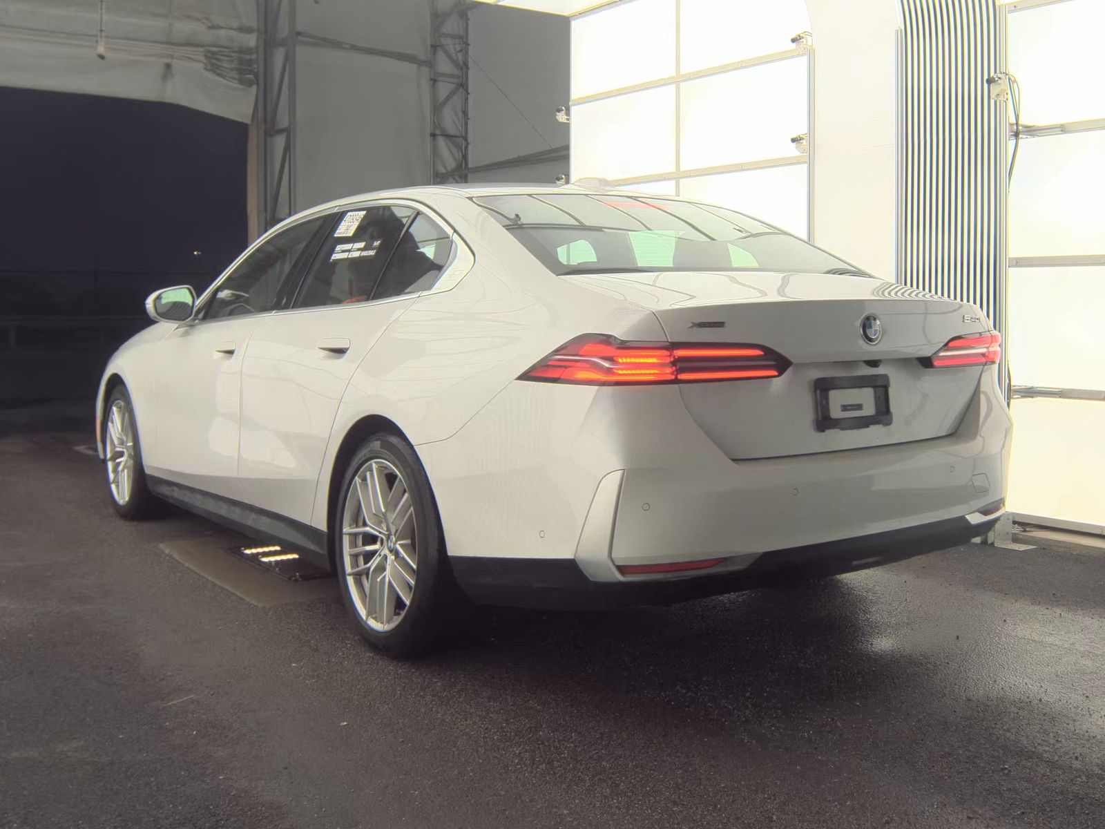 2025 BMW 5 Series 540i xDrive AWD