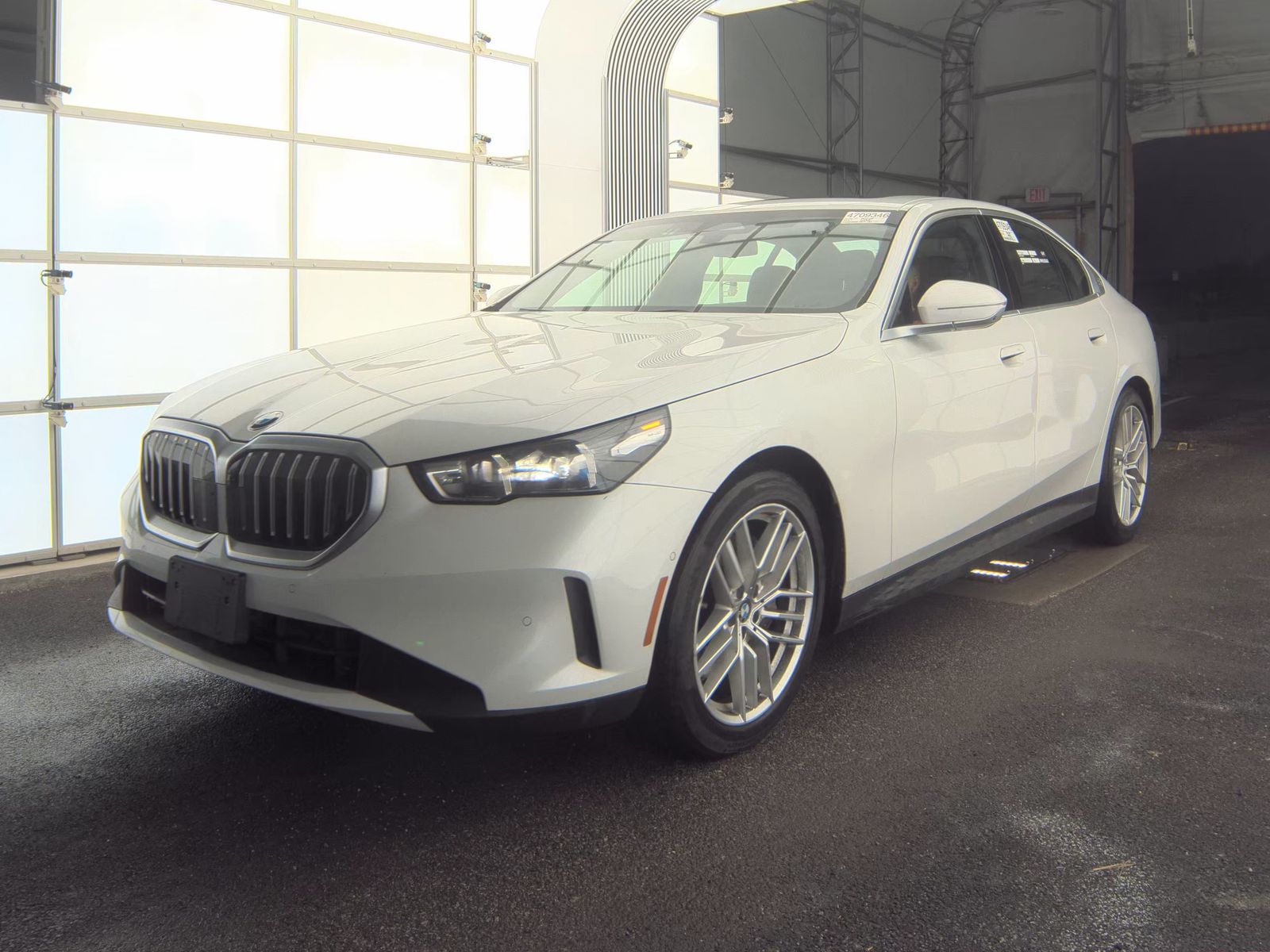 2025 BMW 5 Series 540i xDrive AWD