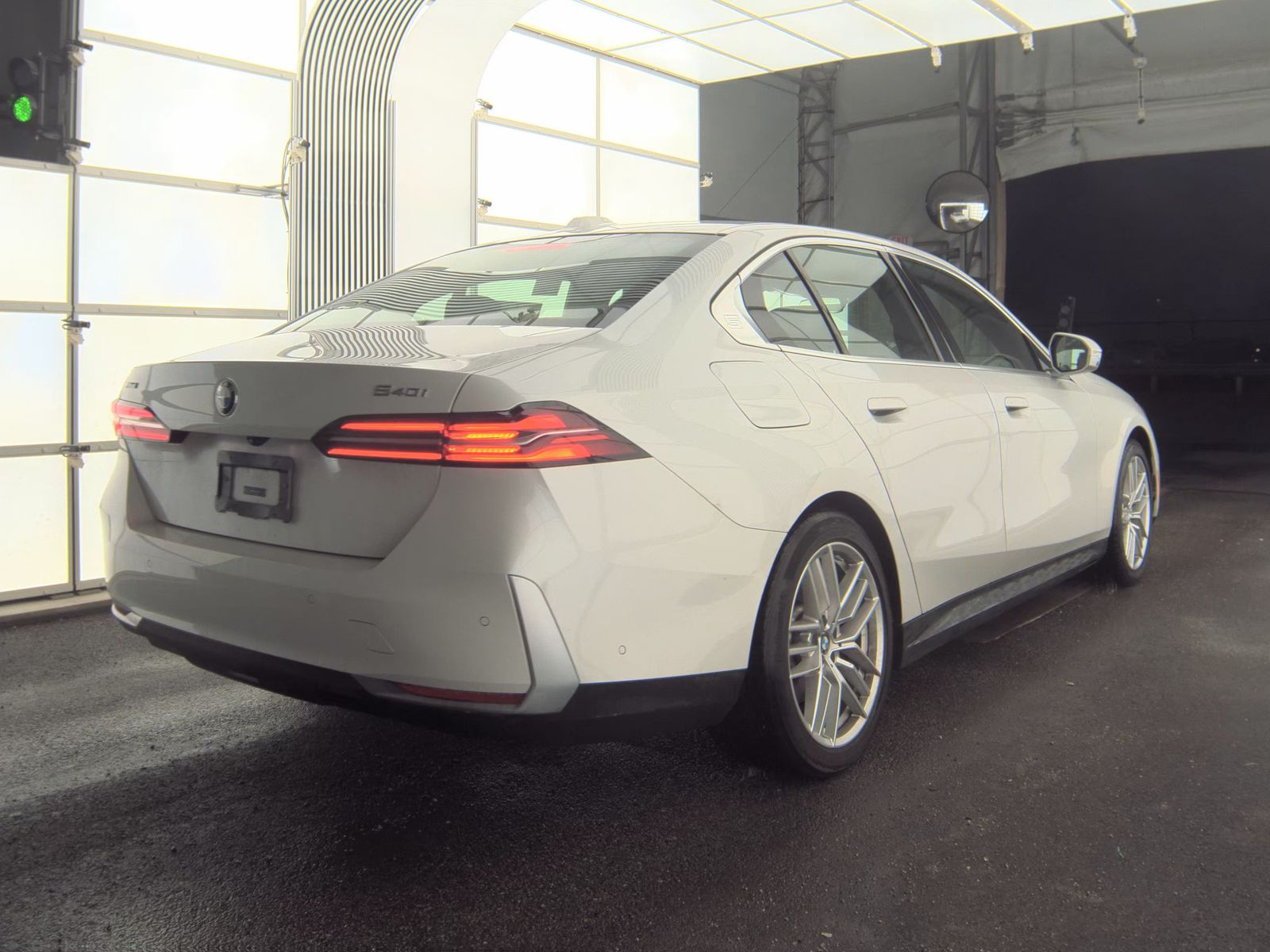 2025 BMW 5 Series 540i xDrive AWD