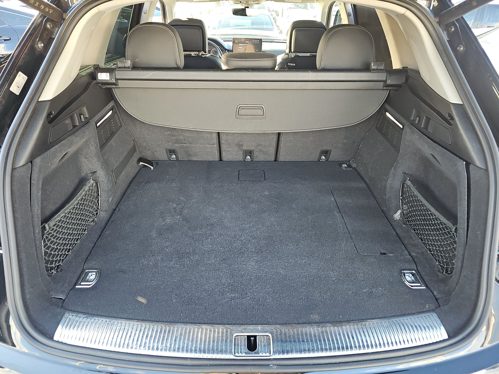 2024 Audi Q5 e Plug-In Hybrid S line Prestige AWD