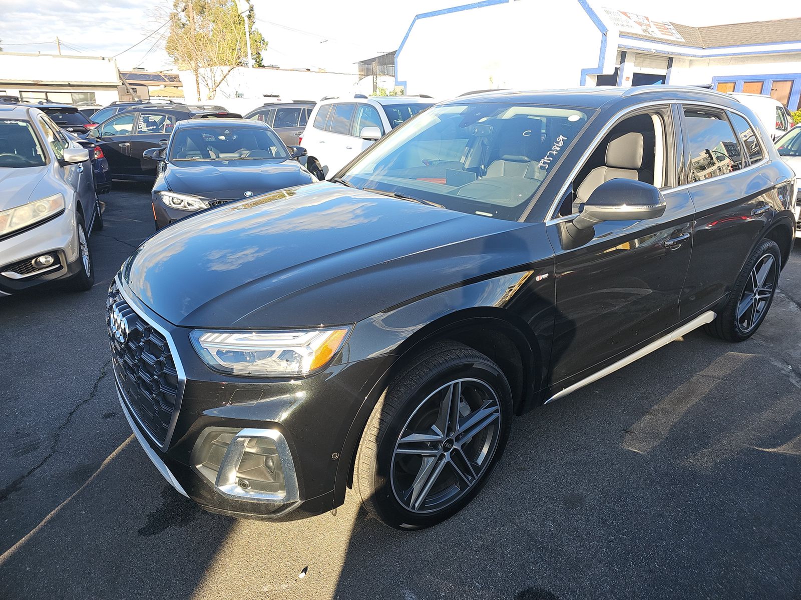 2024 Audi Q5 e Plug-In Hybrid S line Prestige AWD