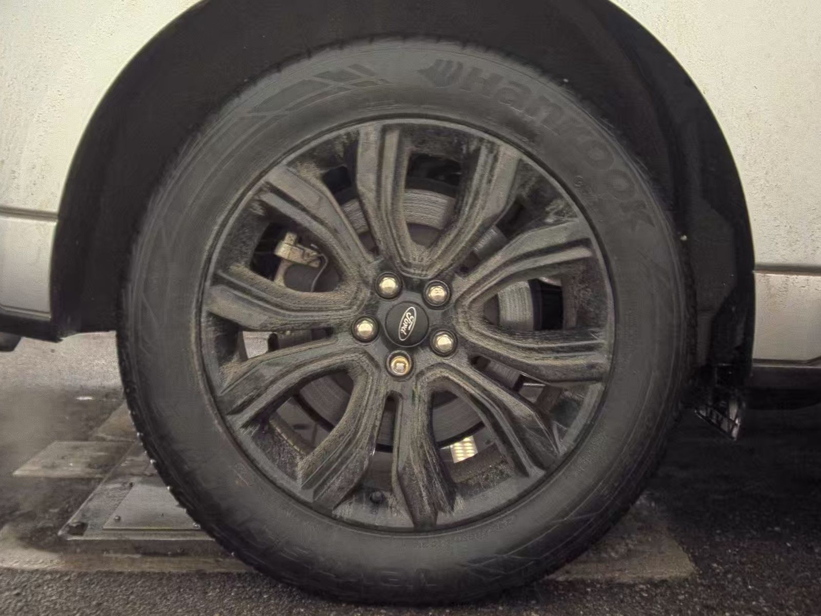 2023 Ford Edge SE AWD