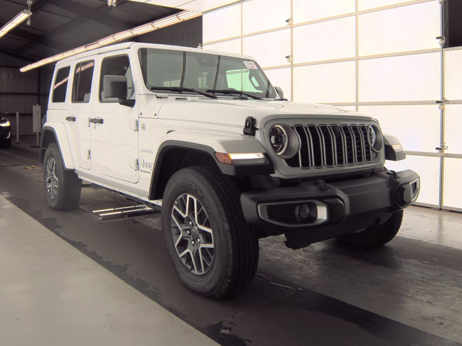 2024 Jeep Wrangler Sahara AWD