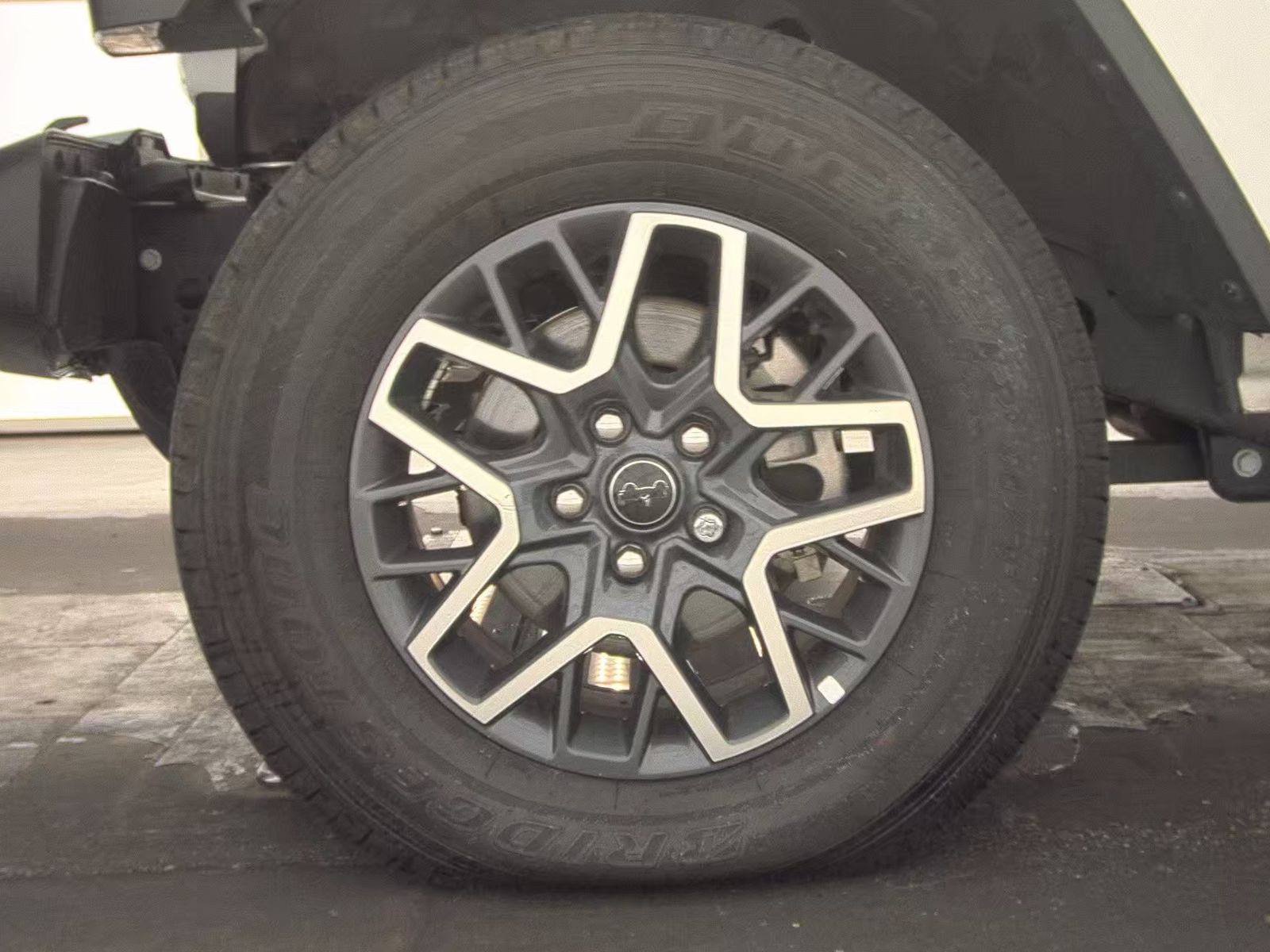 2024 Jeep Wrangler Sahara AWD