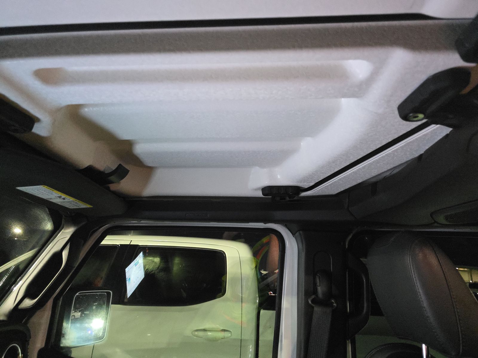 2024 Jeep Wrangler Sahara AWD