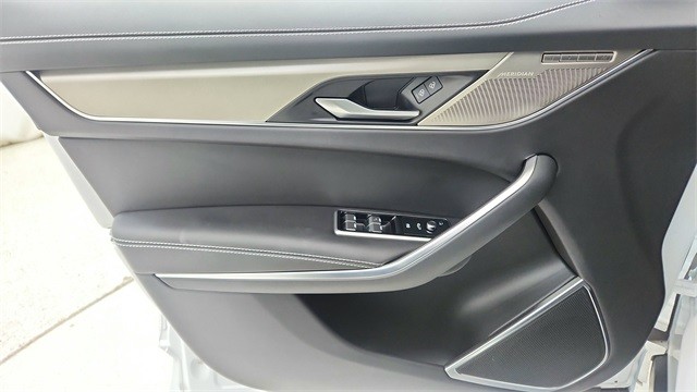 2025 Jaguar F-PACE P250 R-Dynamic S AWD