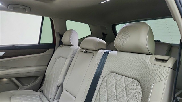 2025 Volkswagen Atlas 2.0T SEL Premium R-Line AWD