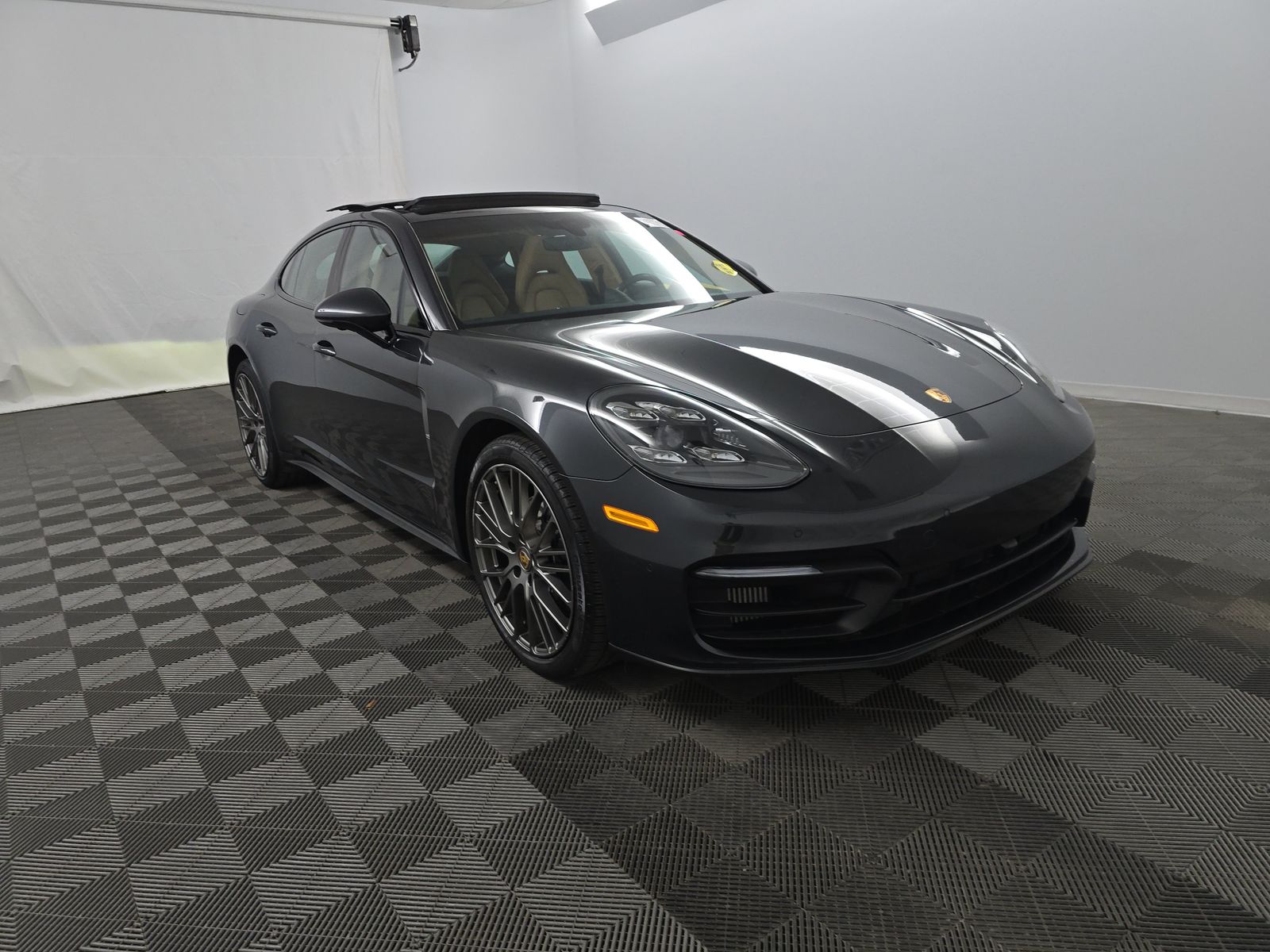 2022 Porsche Panamera Platinum Edition RWD