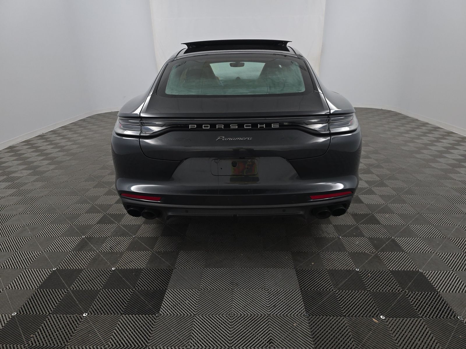 2022 Porsche Panamera Platinum Edition RWD