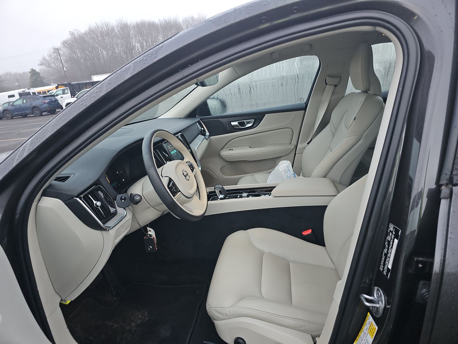 2023 Volvo S60 B5 Plus AWD