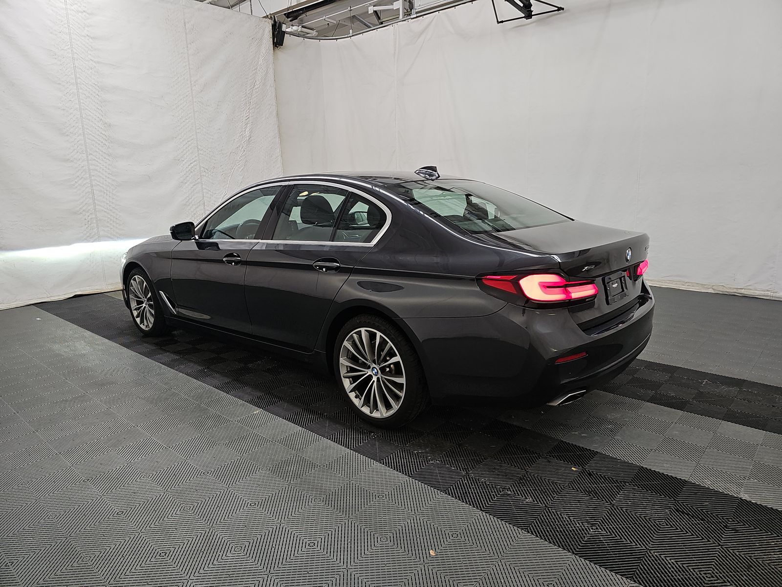 2023 BMW 5 Series 530i xDrive AWD