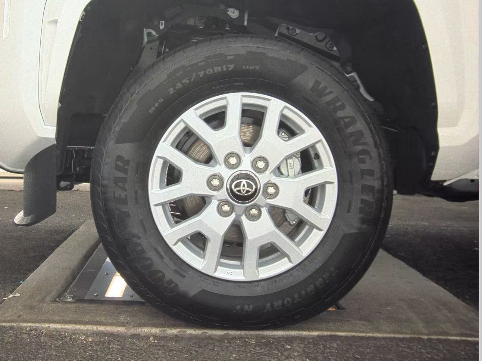 2025 Toyota Tacoma SR RWD