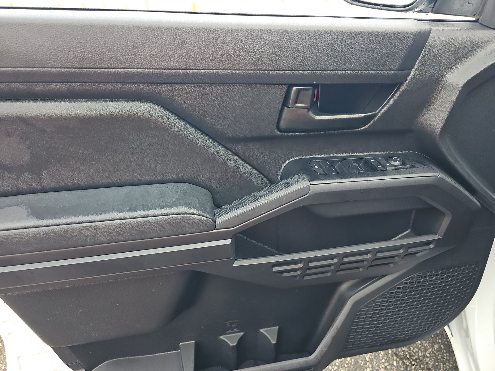 2025 Toyota Tacoma SR RWD