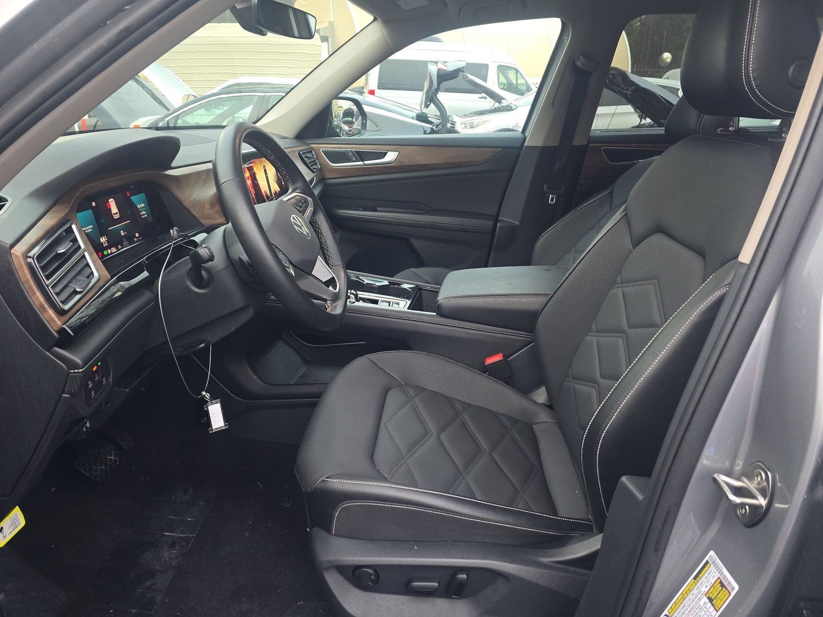 2025 Volkswagen Atlas 2.0T SE AWD