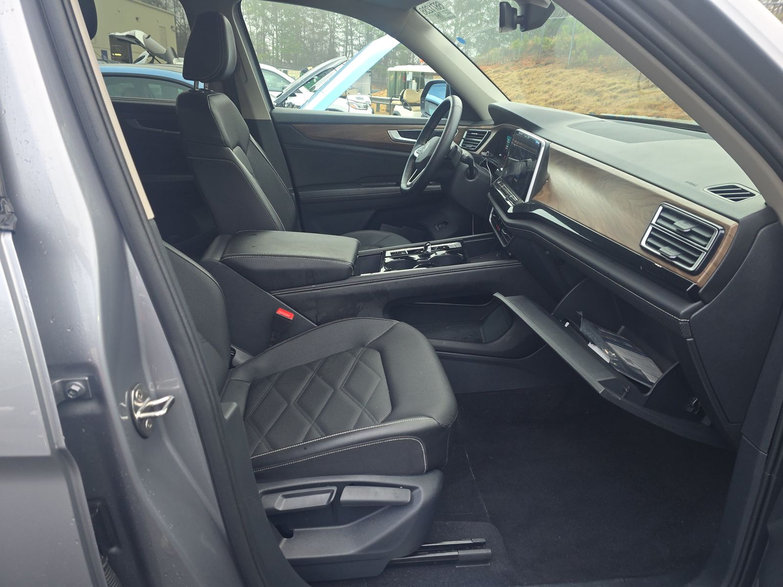 2025 Volkswagen Atlas 2.0T SE AWD