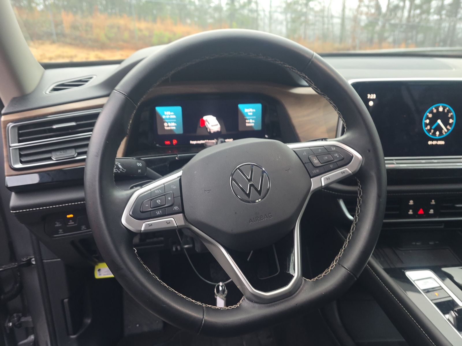 2025 Volkswagen Atlas 2.0T SE AWD