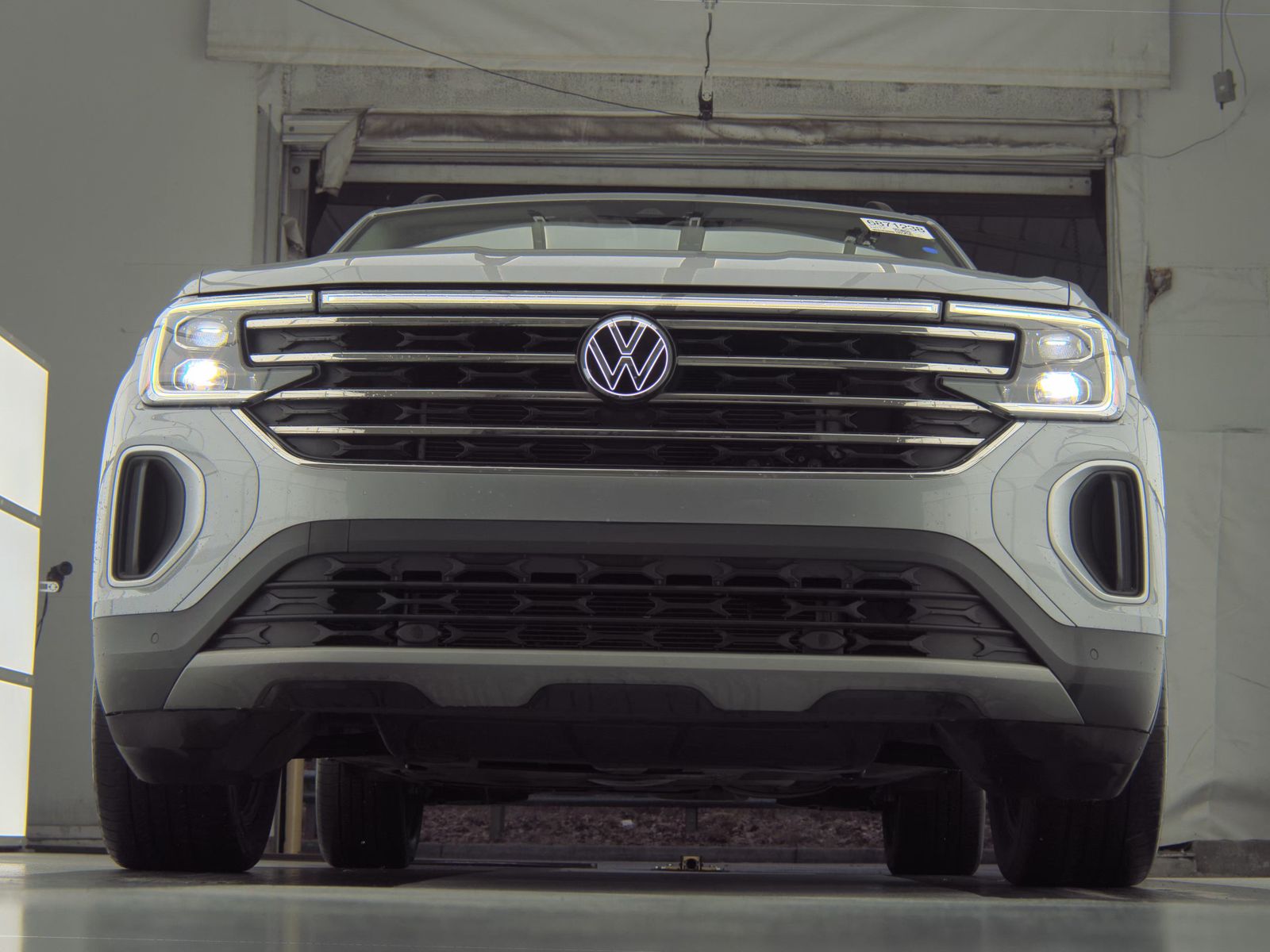 2025 Volkswagen Atlas 2.0T SE AWD