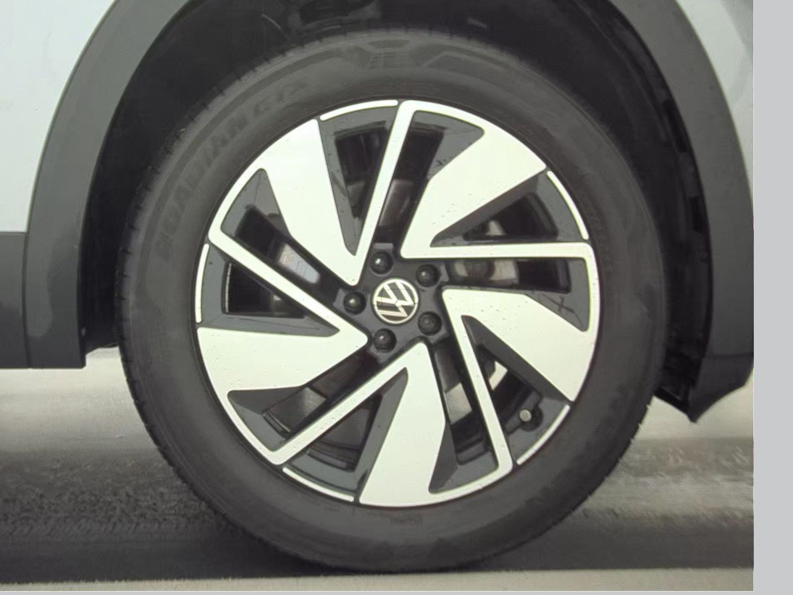 2025 Volkswagen Atlas 2.0T SE AWD