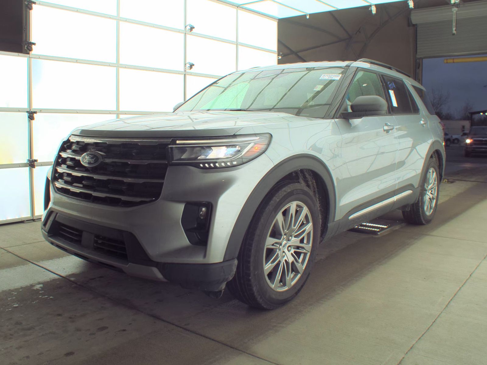 2025 Ford Explorer Active AWD