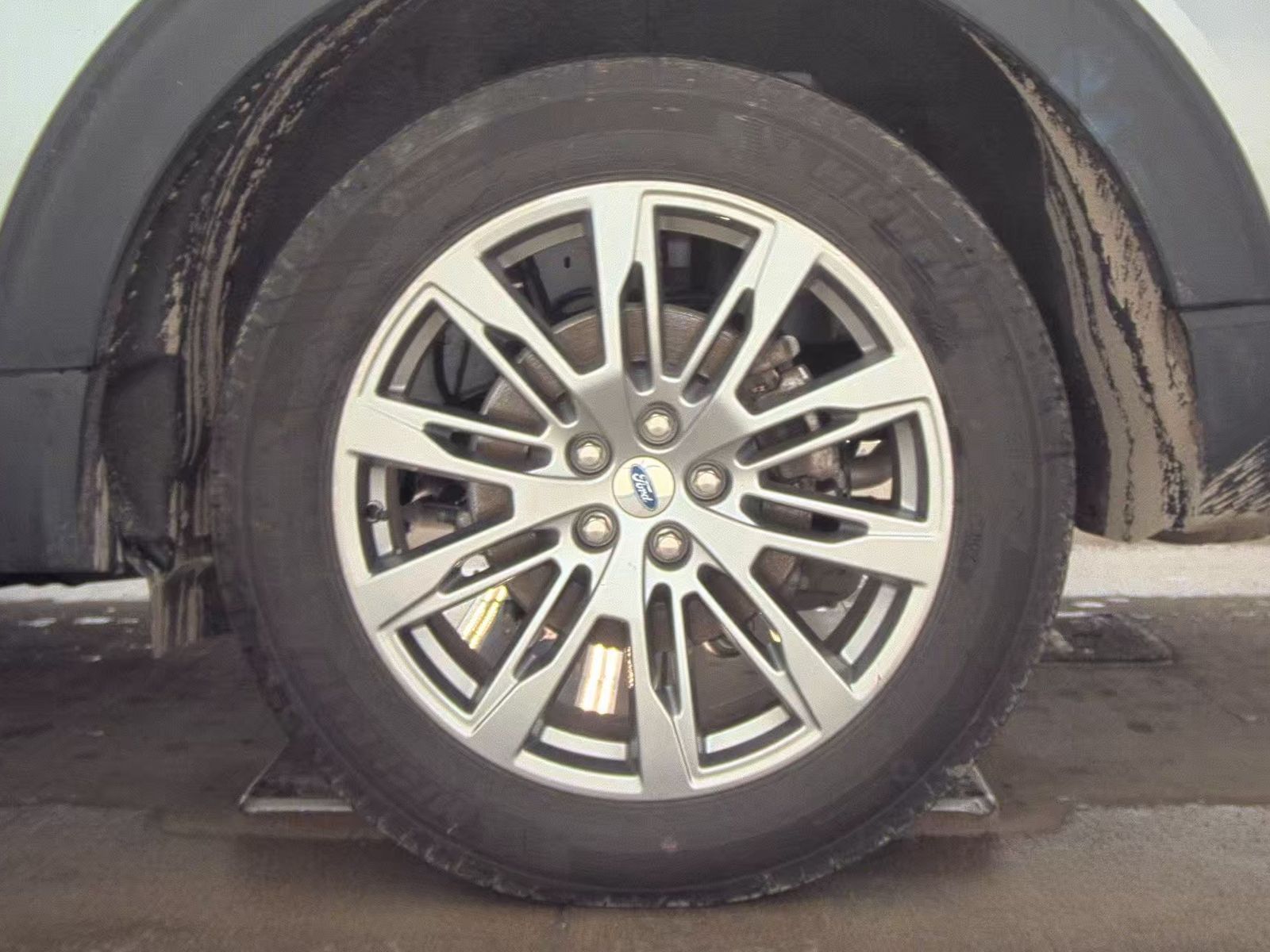 2025 Ford Explorer Active AWD