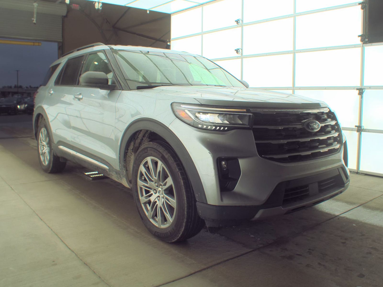 2025 Ford Explorer Active AWD