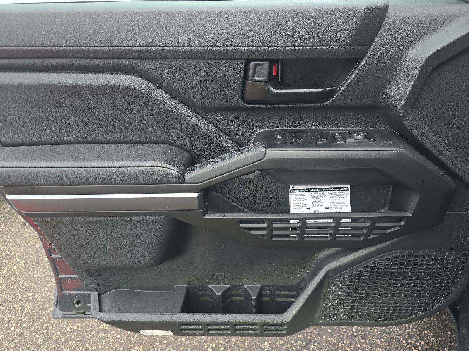 2025 Toyota Tacoma SR5 RWD