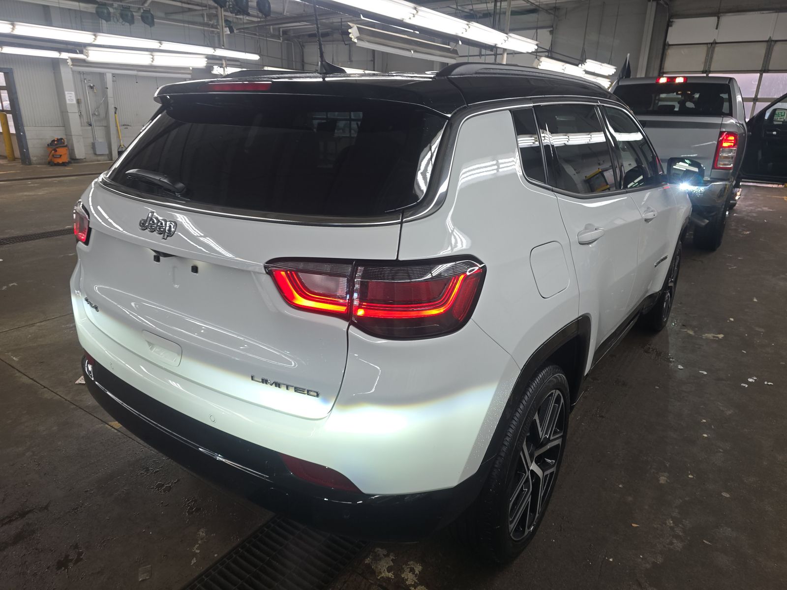 2025 Jeep Compass Limited AWD