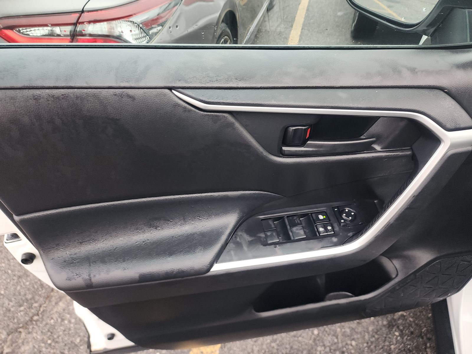 2024 Toyota RAV4 LE AWD