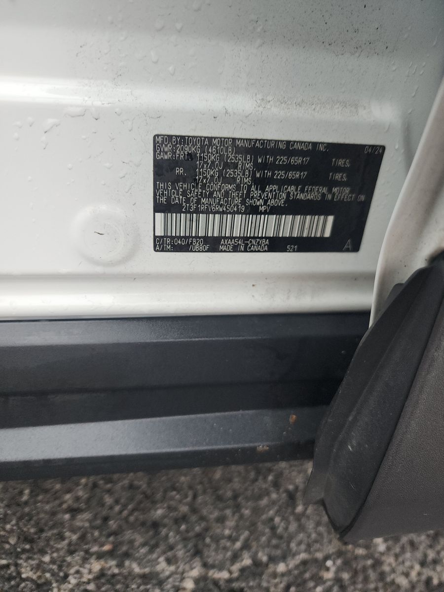 2024 Toyota RAV4 LE AWD