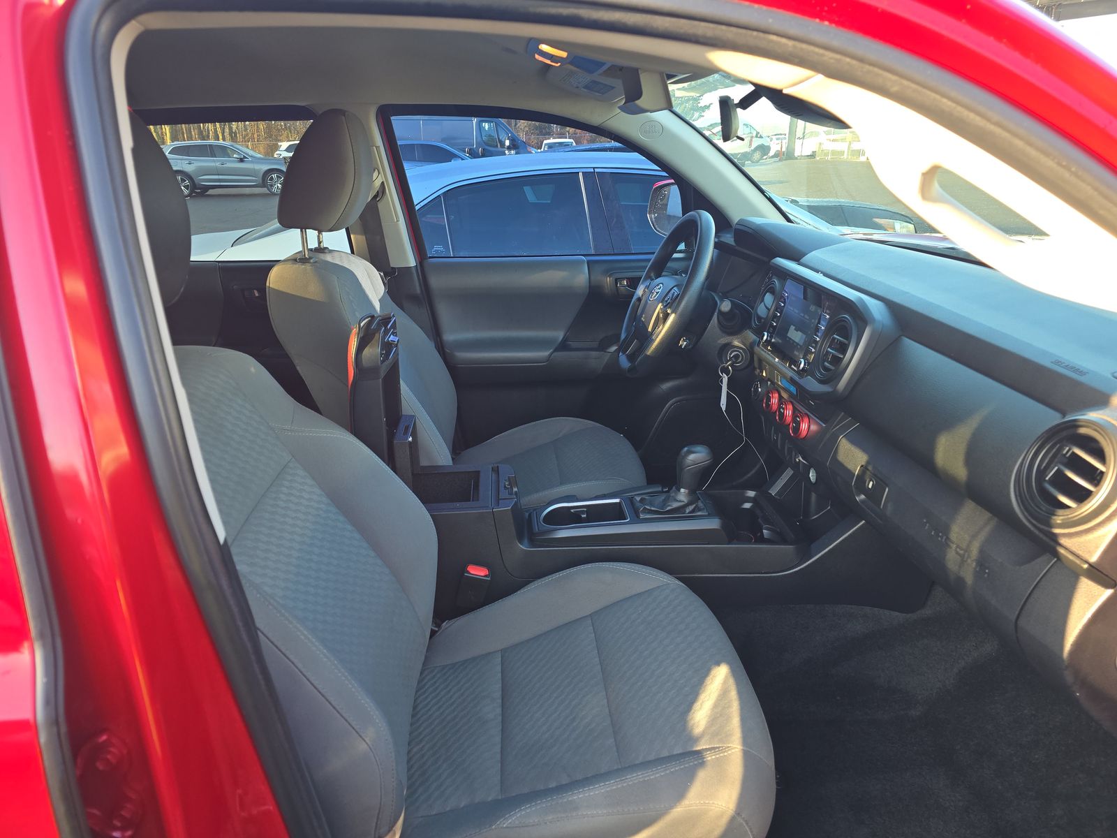 2022 Toyota Tacoma SR AWD