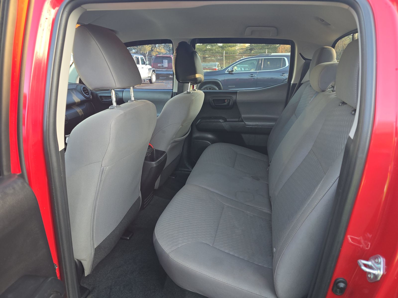 2022 Toyota Tacoma SR AWD