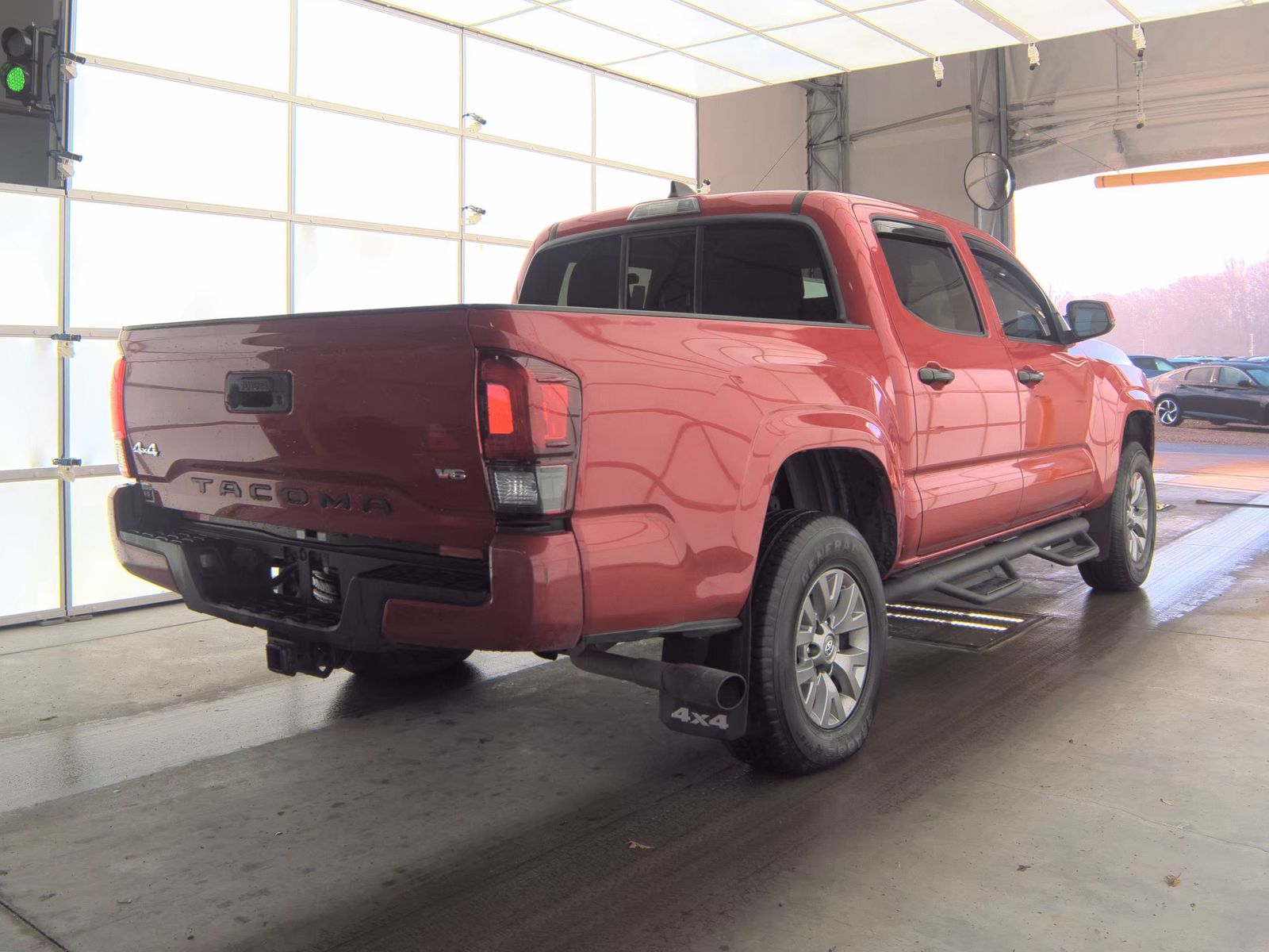 2022 Toyota Tacoma SR AWD