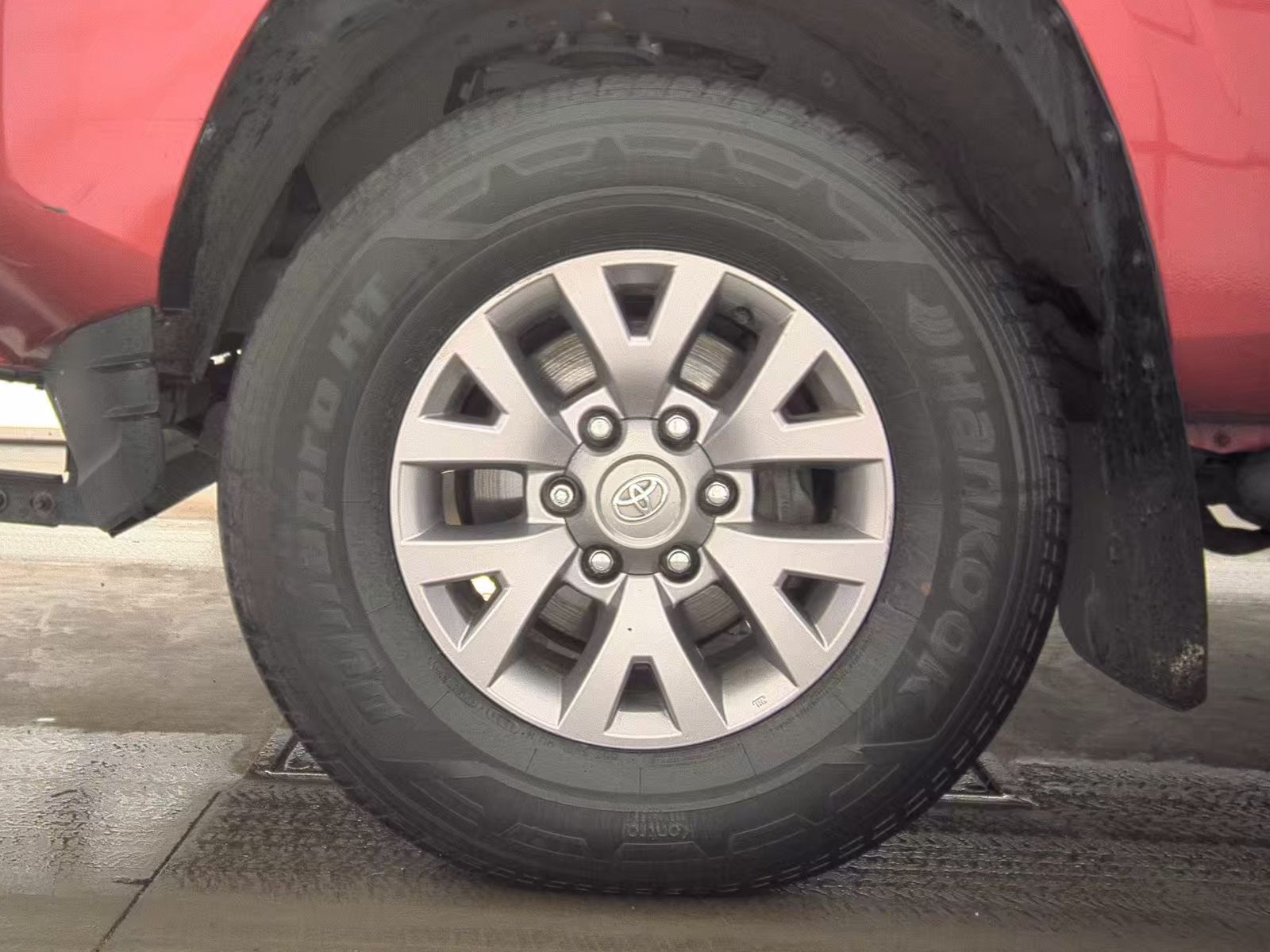 2022 Toyota Tacoma SR AWD