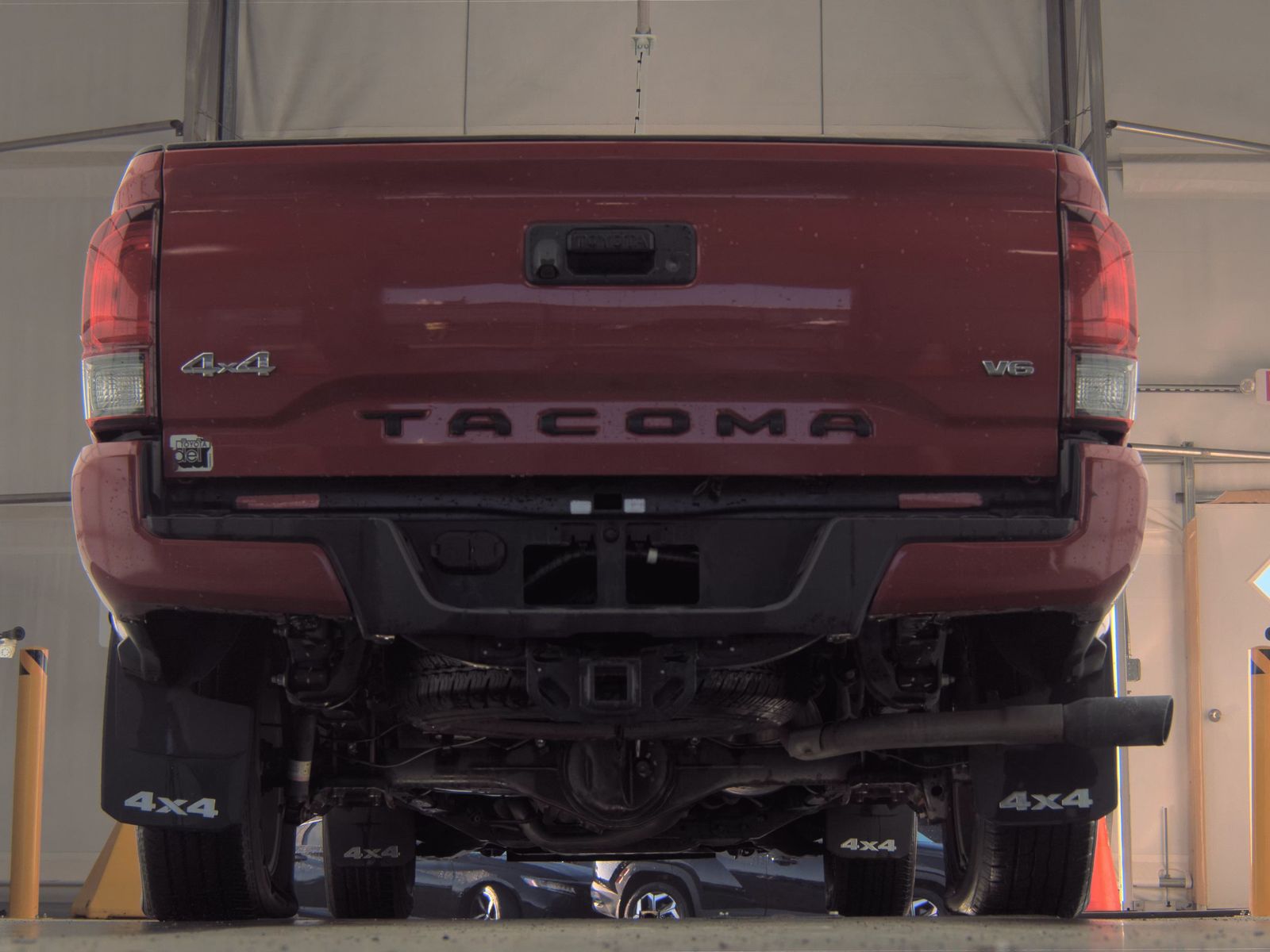2022 Toyota Tacoma SR AWD