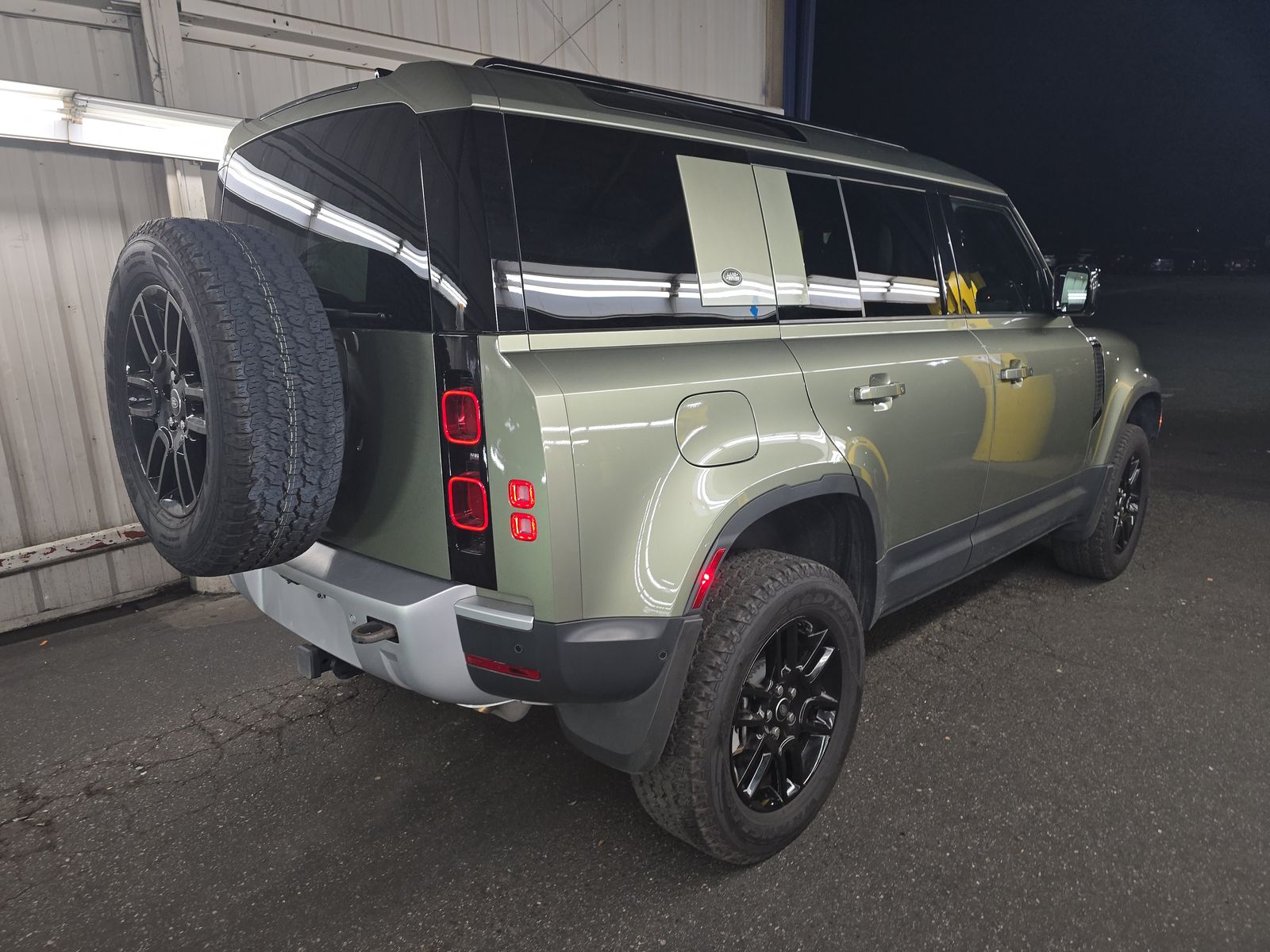 2024 Land Rover Defender 110 S AWD