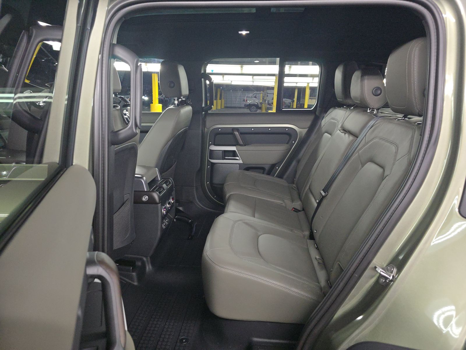 2024 Land Rover Defender 110 S AWD