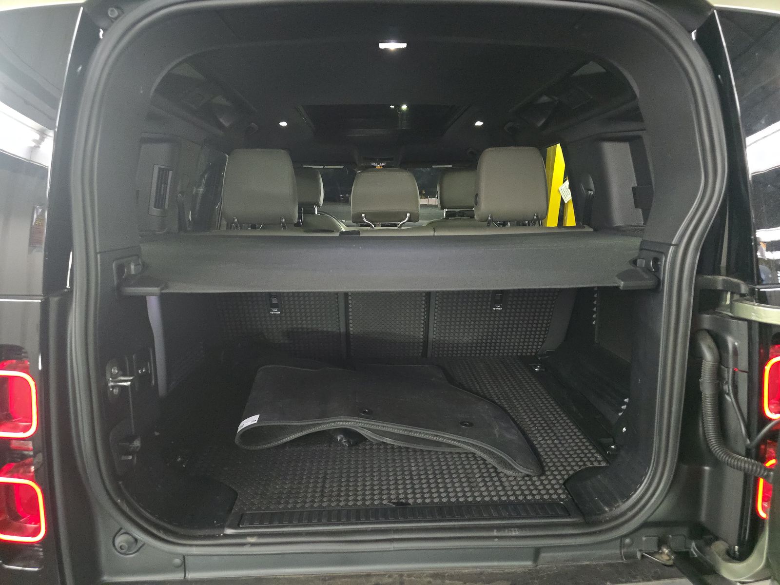 2024 Land Rover Defender 110 S AWD