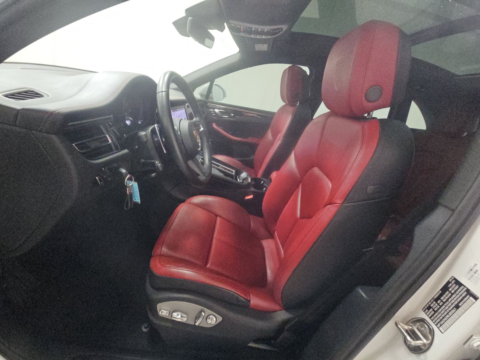 2024 Porsche Macan Base AWD