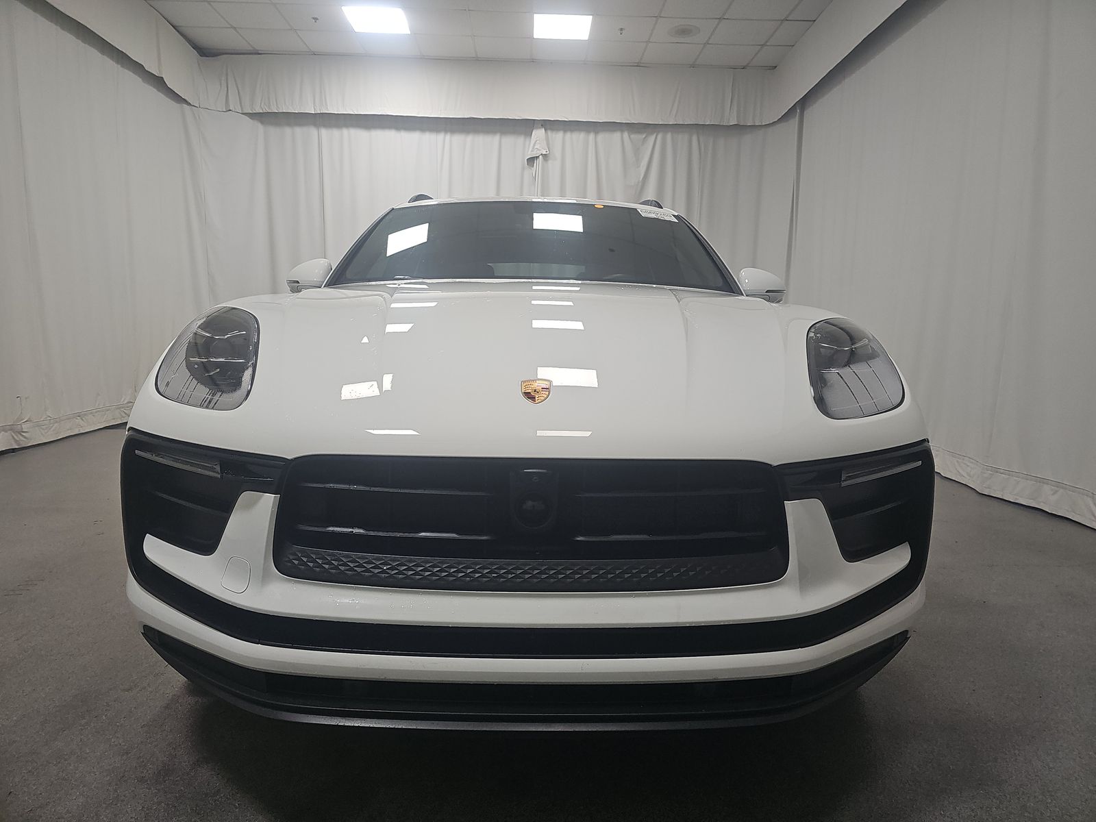 2024 Porsche Macan Base AWD