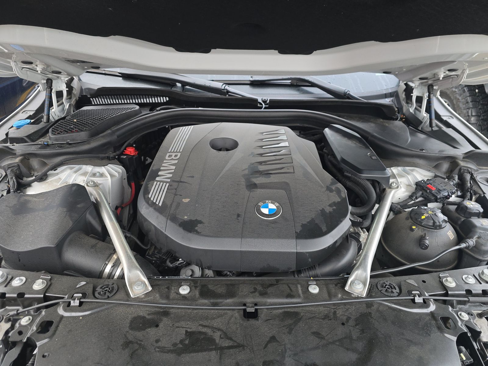 2025 BMW 5 Series 540i xDrive AWD