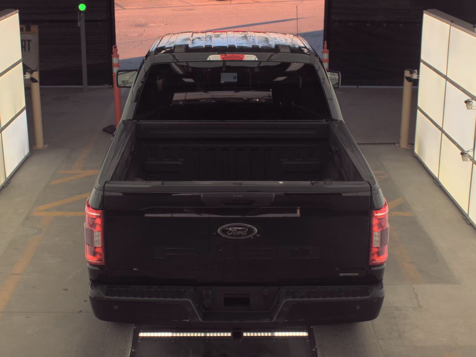 2022 Ford F-150 XLT RWD