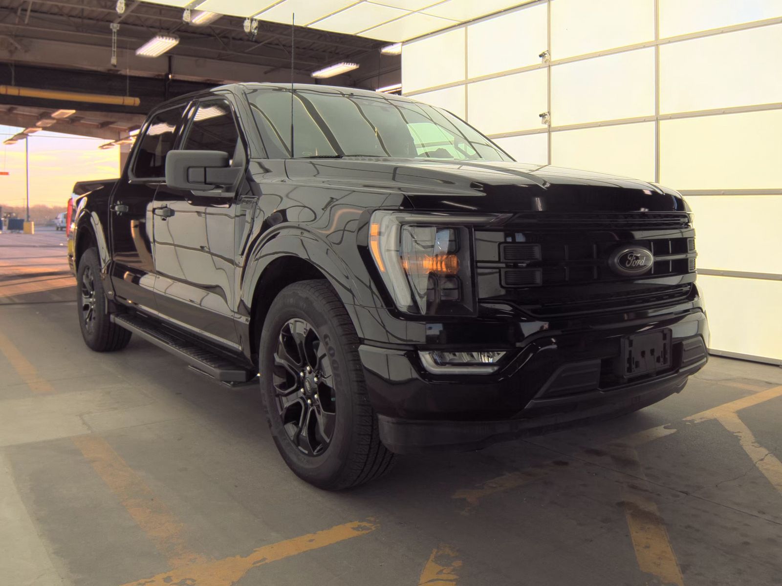2022 Ford F-150 XLT RWD