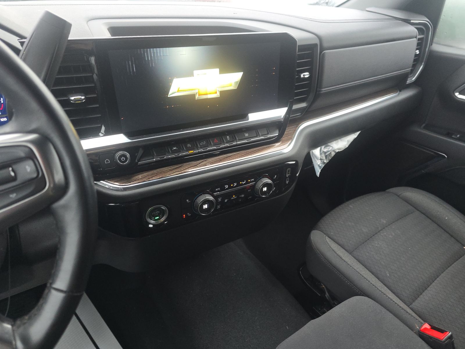 2023 Chevrolet Silverado 1500 LT AWD