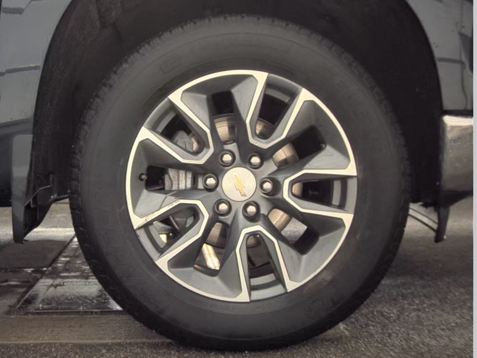 2023 Chevrolet Silverado 1500 LT AWD