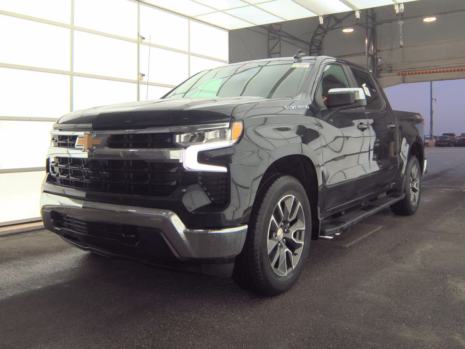 2023 Chevrolet Silverado 1500 LT AWD