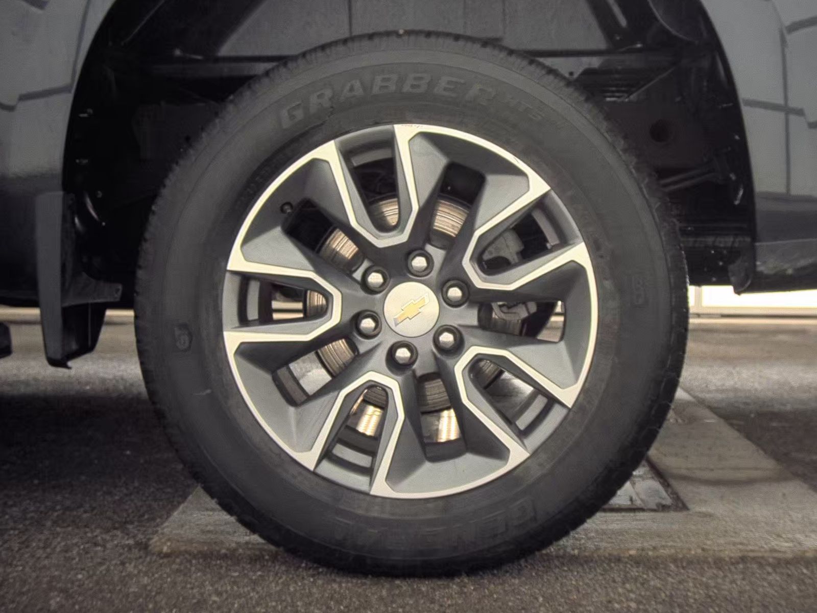 2023 Chevrolet Silverado 1500 LT AWD