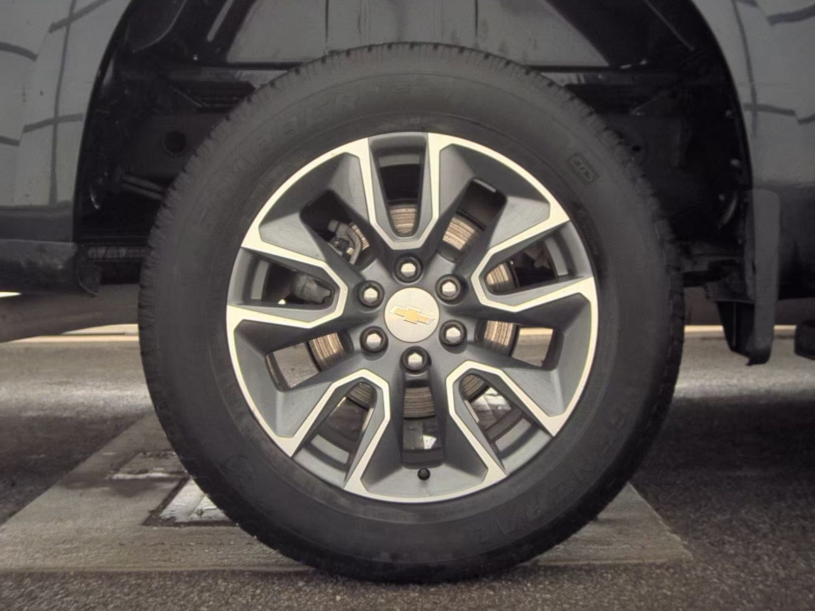 2023 Chevrolet Silverado 1500 LT AWD