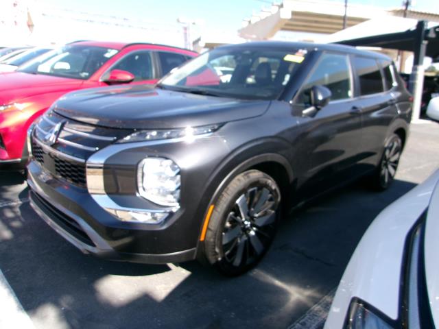 2025 Mitsubishi Outlander SE FWD