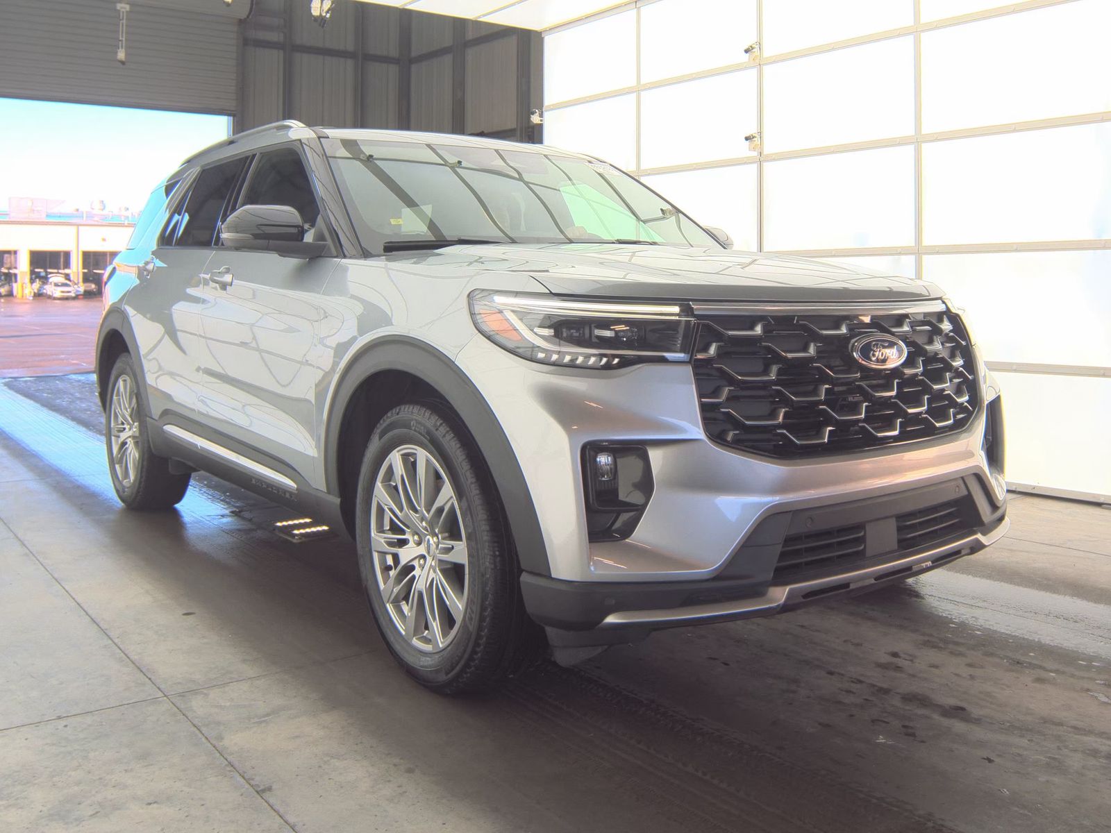 2025 Ford Explorer Platinum AWD